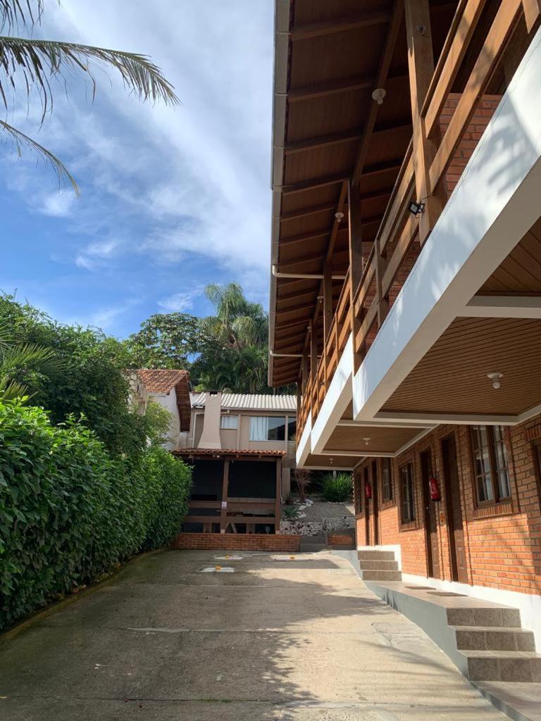 Pousada Latitude 27 Bombinhas Exterior foto